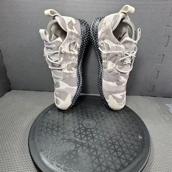 Womens Sz 9 Camo Sand Cliff Stone Reebok Furylite GM Athletic Shoes - Picture 5 of 8